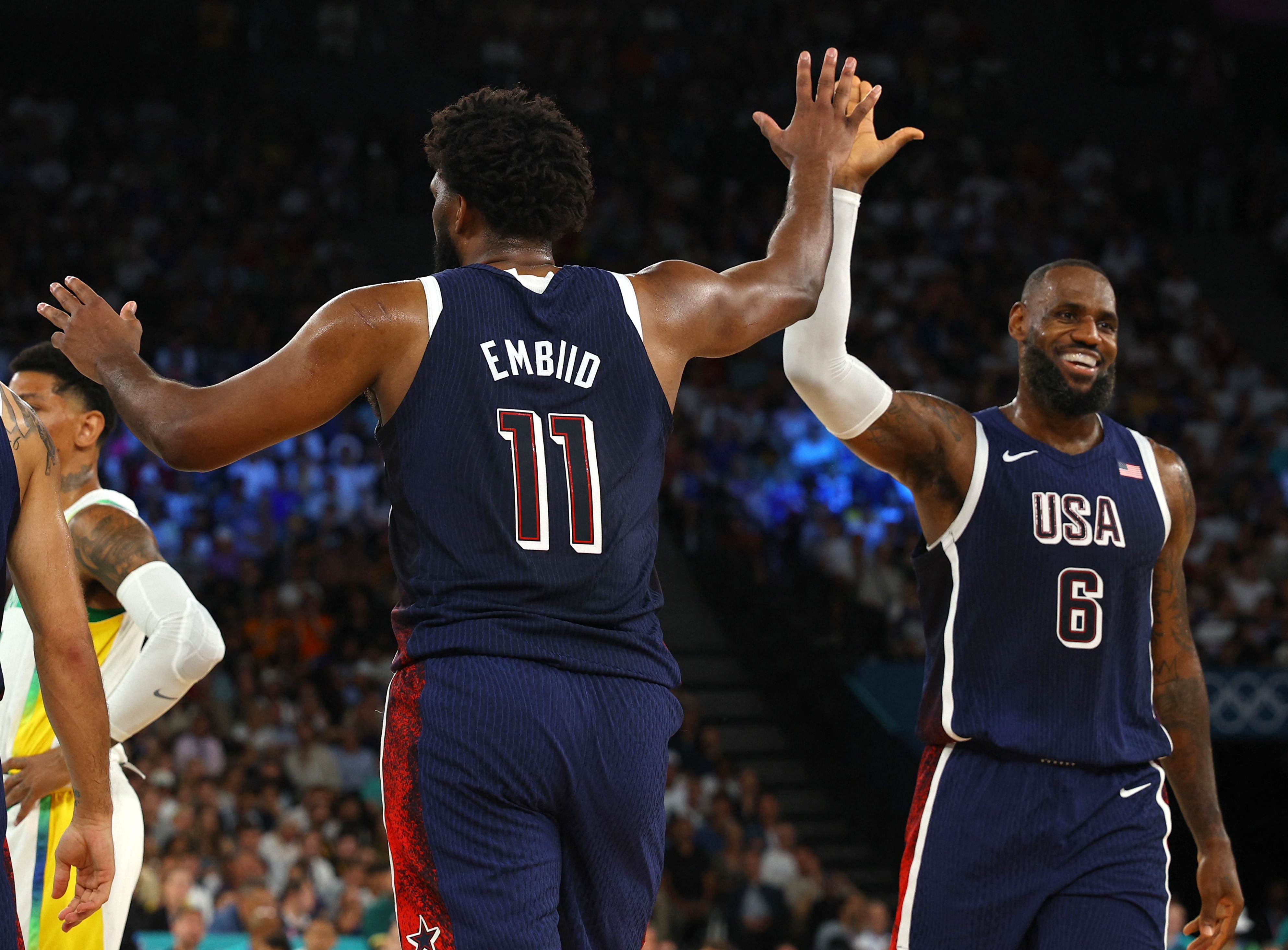 史上最低薪高能!只要2年800万 老詹究竟能为76人带来什么? 史上最低薪高能!只要2年800万 老詹究竟能为76人带来什么?