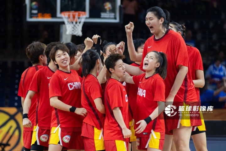 媒体人:中国女篮打进八强已完成任务 下一场打法国就不用多想了